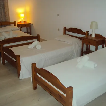 Apartahotel Bella Sant Perissa (Santorini)